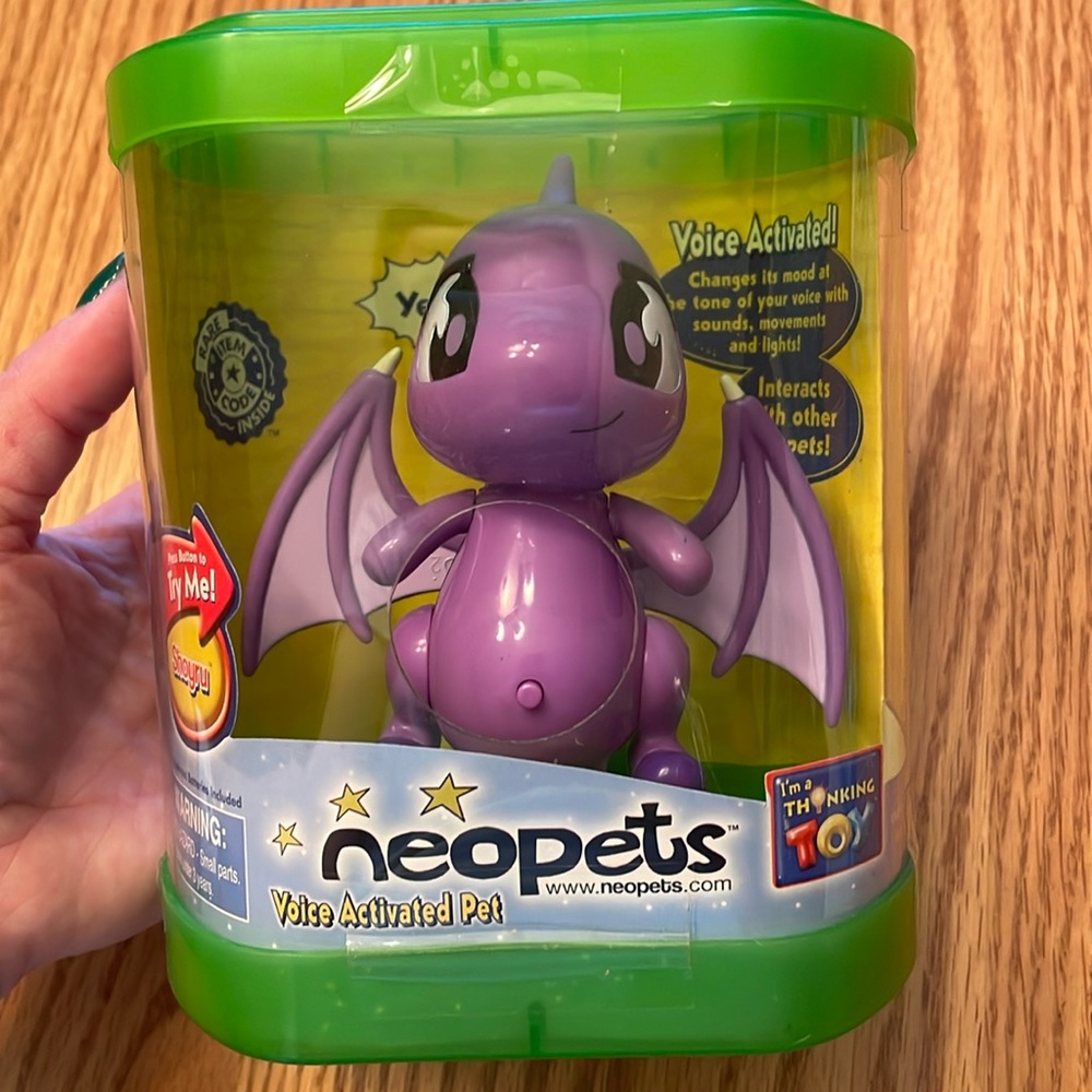 Neopets ‘Shoyru’ Voice Activated Pet NIB